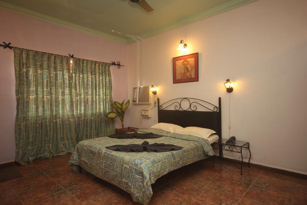 Sodder'S Gloria Anne Hotel Candolim Exterior photo