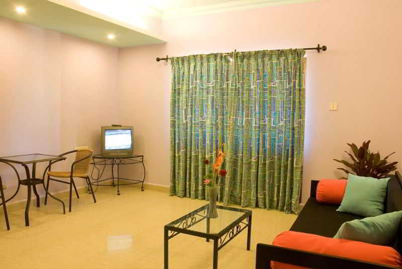 Sodder'S Gloria Anne Hotel Candolim Exterior photo